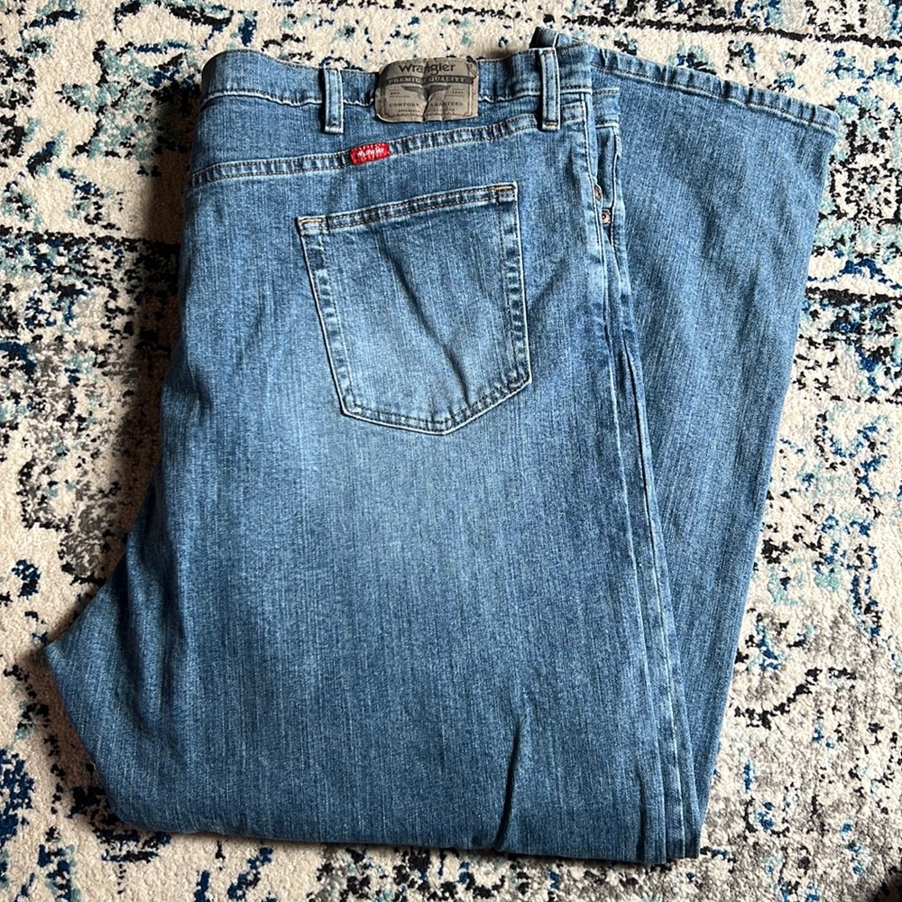 Men’s Wrangler jeans